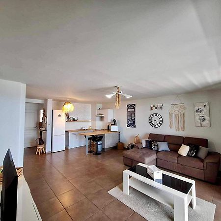 La Vue De Reve Apartment Пунауиа Екстериор снимка